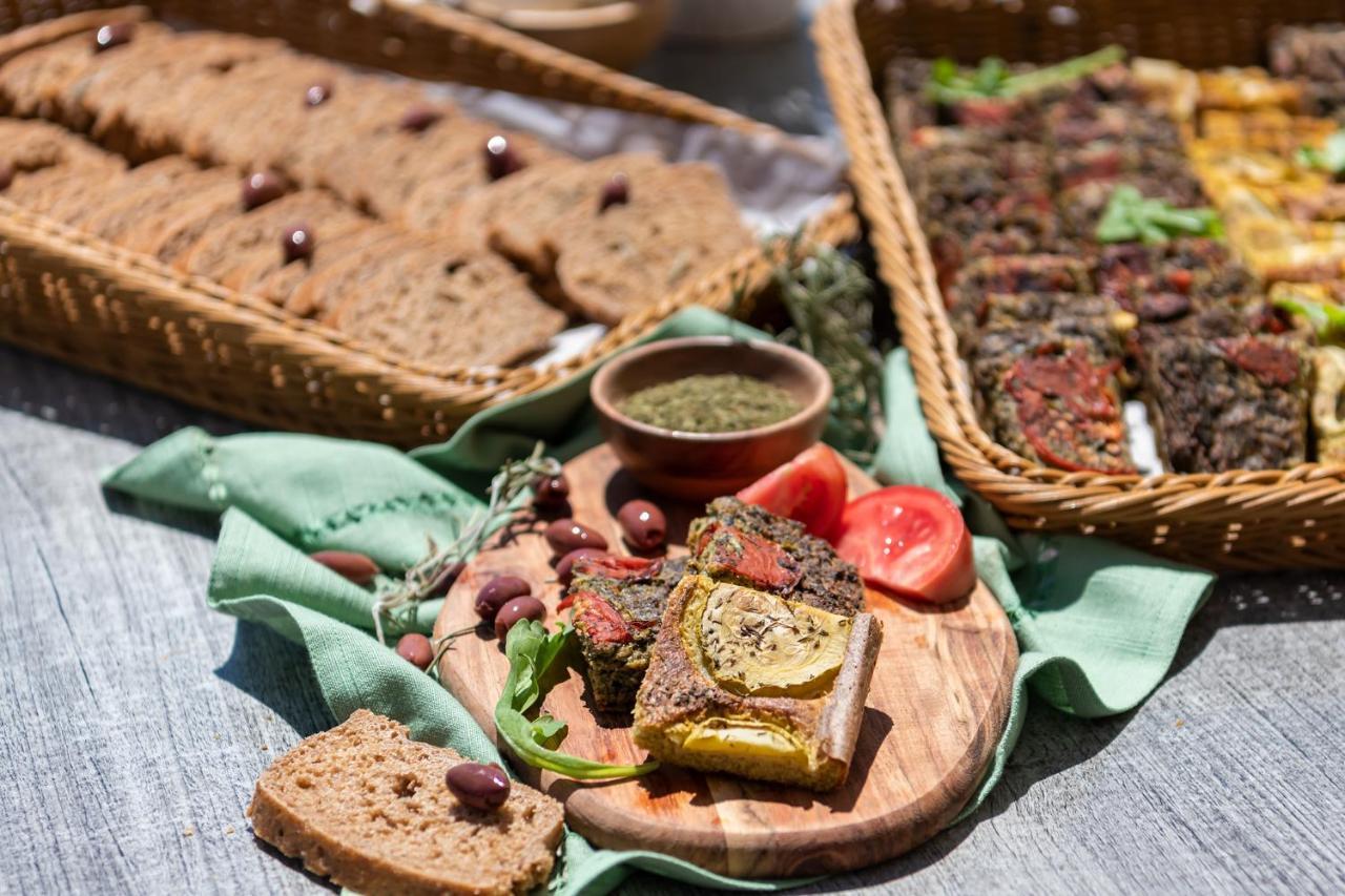 Vita Rama Holistic Hotel And Retreats - Vegan Full Board Obzor Εξωτερικό φωτογραφία
